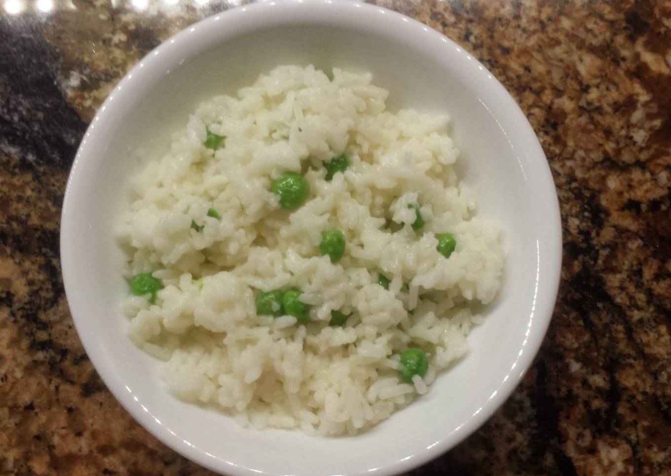 Light rice cheese and peas