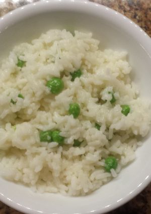 A picture of Easy Cheesy Rice and Peas.