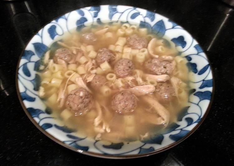 Get Fresh With Gourmet Italian Chicken Pasta Meatball Soup