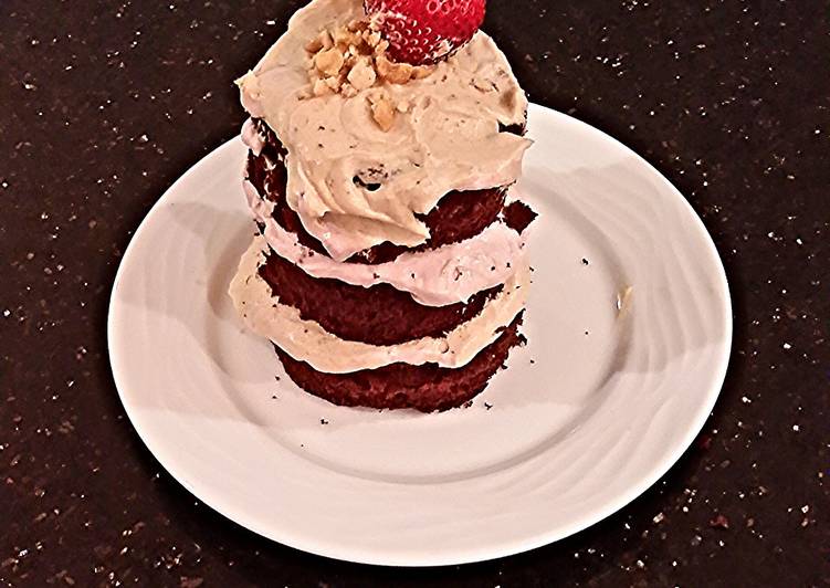 Steps to Prepare Quick Peanut Butter and Jelly Whipped Cream Mini Layer Cakes