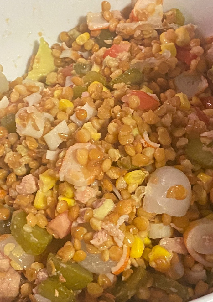 Una foto de Ensalada de lentejas de bote