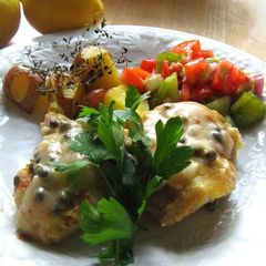 A picture of Lemon Caper Chicken.