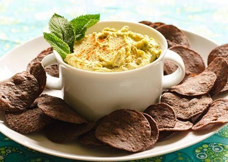 Basil Flavored Hummus