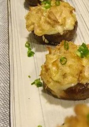 A picture of Shiitake and Tuna Cheese Bake With Aromatic Yuzu Pepper.