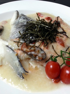 A picture of Salmon In Velvety Congee.