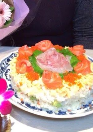 A picture of Birthday Sushi Cake.