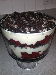 A picture of Red Velvet Cheesecake Oreo Trifle.