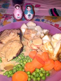 A picture of Peppercorn sauce.
