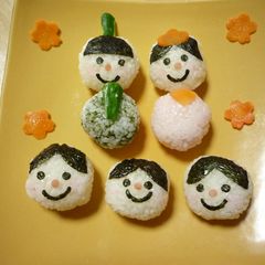 A picture of Children Love These! Decorative Hina Doll Temarizushi.