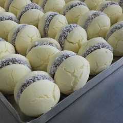 A picture of Alfajores de Maicena.