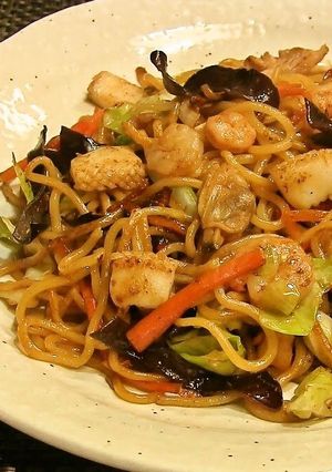 A picture of Seafood Chow Mein.