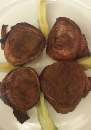 A picture of Bacon Wrapped Steak.