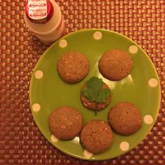A picture of Healthy Little Peanut Butter Cookies.