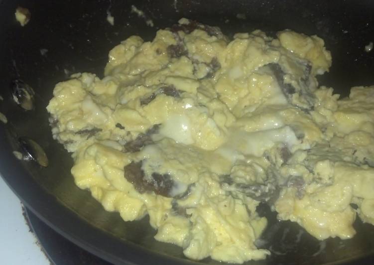 Recipe: Tasty Cheesesteak Scrambled Eggs