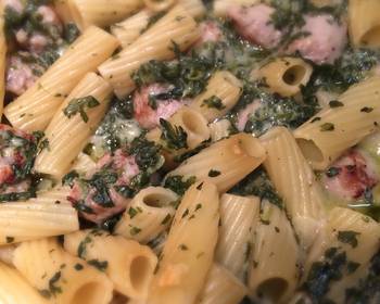 Easy Make Recipe Italian Sausage Alfredo With Spinach Delicious Nutritious