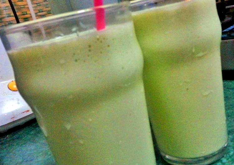 Easiest Way to Make Any-night-of-the-week Avocado Shake