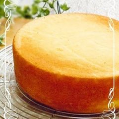 A picture of Moist and Fluffy Sponge Cake (Genoise Sponge Cake).