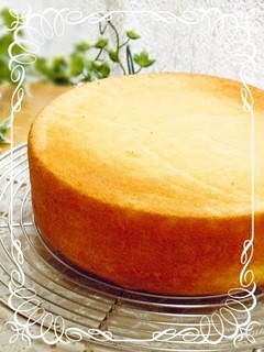 A picture of Moist and Fluffy Sponge Cake (Genoise Sponge Cake).