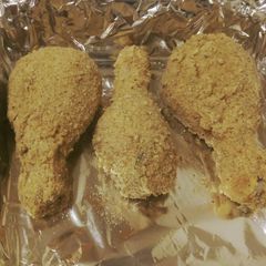 A picture of Baked Drumsticks Marinated in Yogurt.