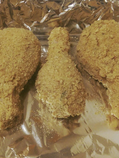 A picture of Baked Drumsticks Marinated in Yogurt.