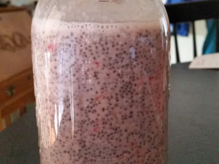 Easy Steps to Prepare Banana strawberry chia pudding the  Makes Drooling Can spoil the tongue
