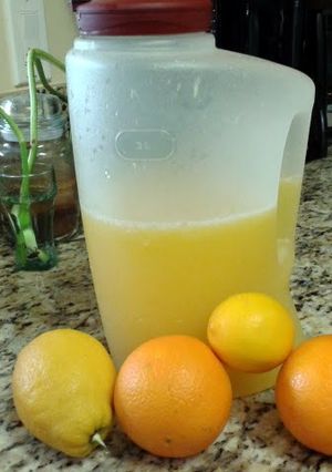 A picture of Orange Lemonade.