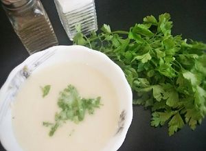 صورة لوصفة شوربة فطر سهلة و خفيفة