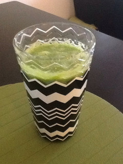 A picture of Glowing Green smoothie.