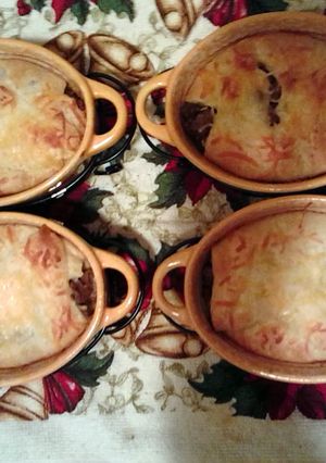 A picture of Crescent roll burgers.