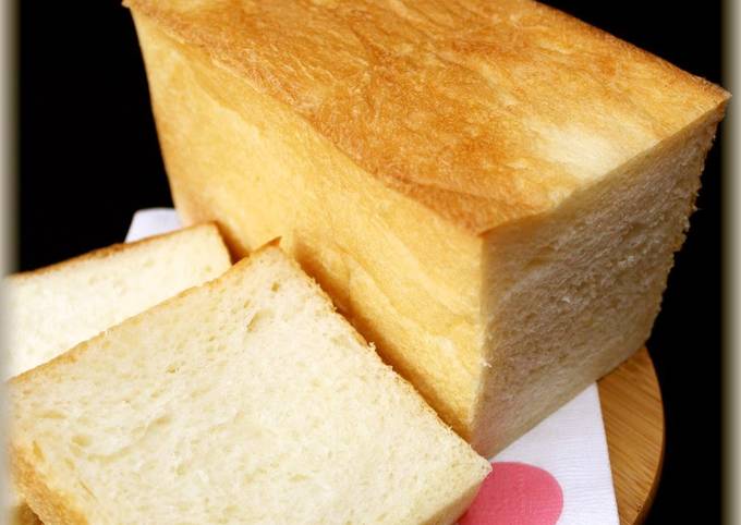 Soft and Fluffy Rich Shokupan (Square Bread Loaf) With Cream