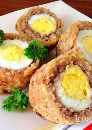 A picture of Scotch Eggs.