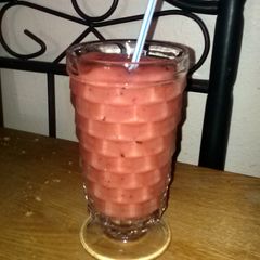 A picture of Holiday Smoothie.