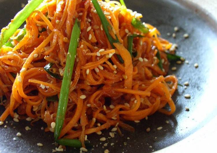 Steps to Prepare Ultimate Quick Korean-Style Spicy Carrot Salad