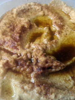 A picture of Hummus.