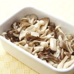 A picture of Marinated Mushrooms.