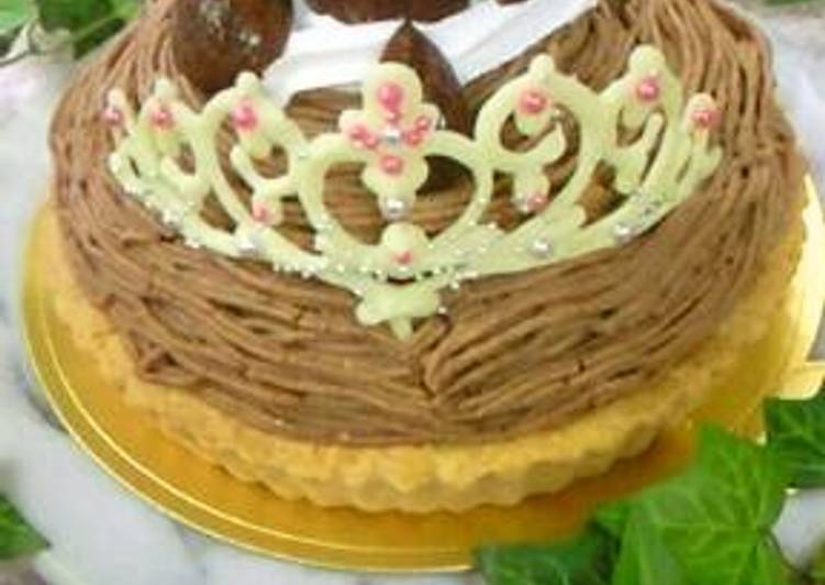 Chocolate Tiaras for Cakes