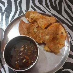A picture of Desi nachos.