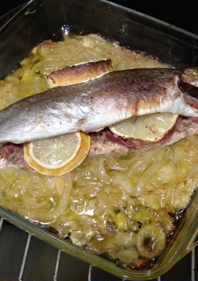 Una foto de Trucha al horno