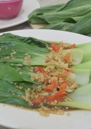 Foto resep Tumis Pok Choy Bawang Putih Pedas