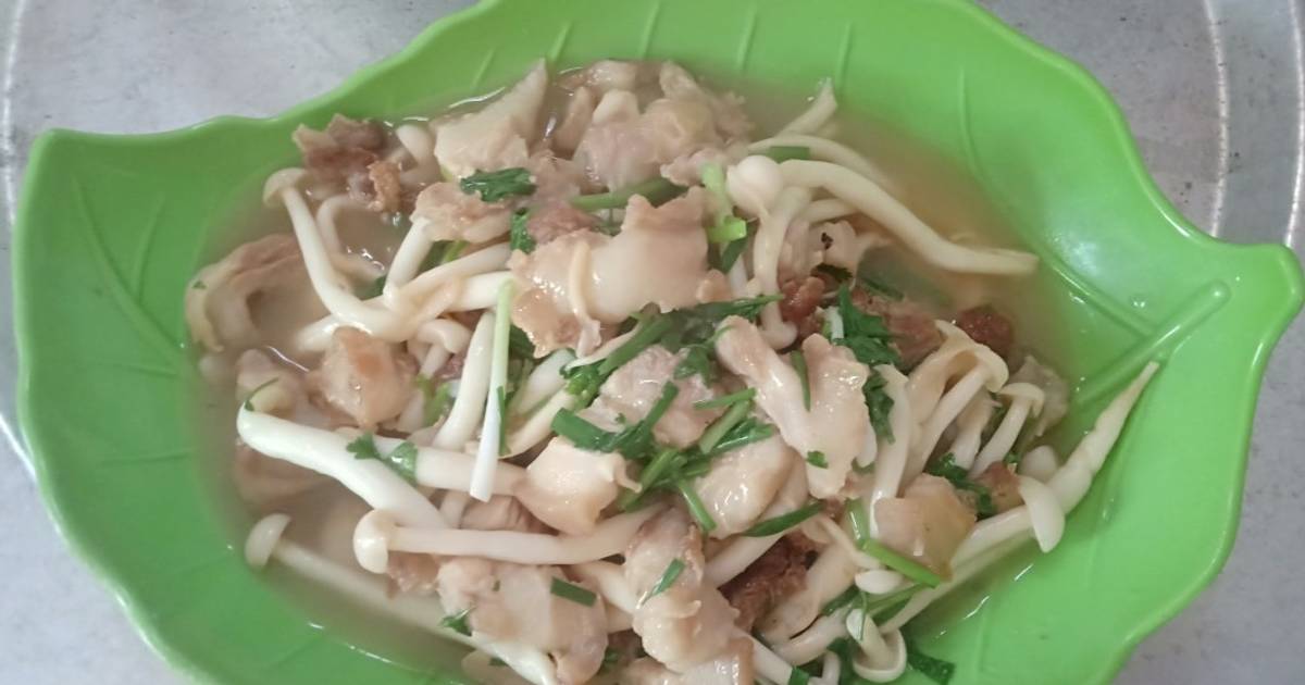 How to make Nấm hải sản xào thịt lợn (Sauteed seafood mushrooms with pork)?