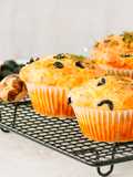 Muffins de aceitunas y Olivada negra