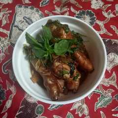 A picture of Ayam Kecap Wangi.