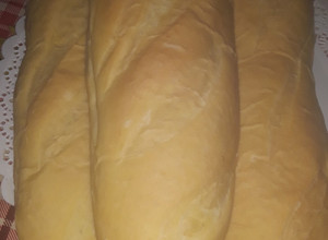 Una foto de Pan casero con grasa
