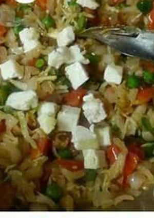 A picture of Dry Matar Paneer.
