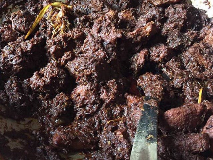 Cara Gampang Membuat Rendang hitam, Menggugah Selera