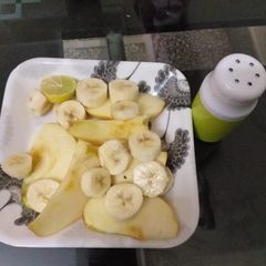A picture of Apple banana chaat.