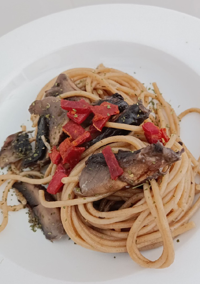 Una foto de Spaghetti con portobello y queso azul
