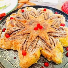 A picture of Star bread.