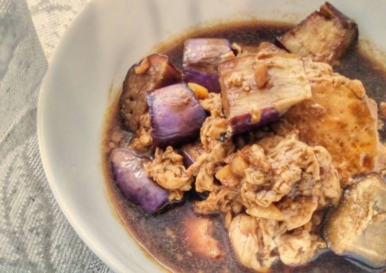 Recipe of Quick Eggplant and Egg Soup in Soy Sauce