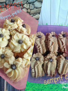 Foto resep Kue Semprit / Dahlia Cookies